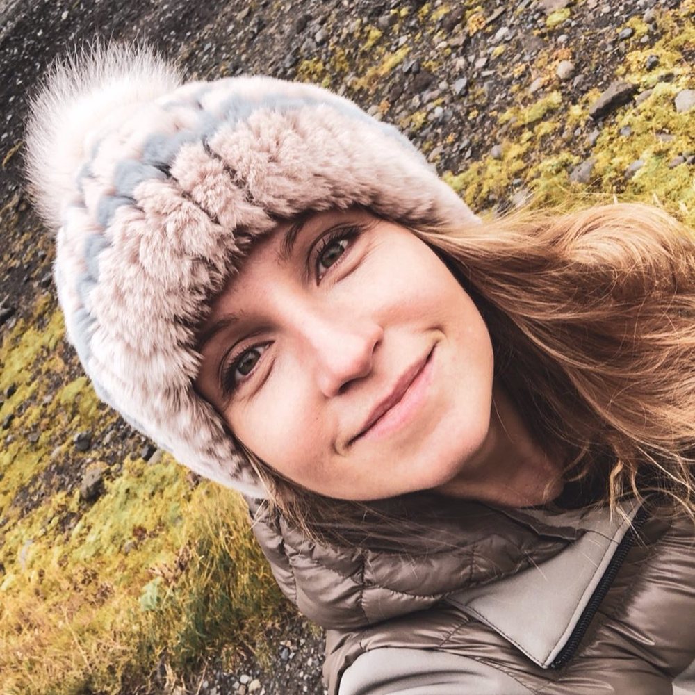 Meet your Posher, Anya